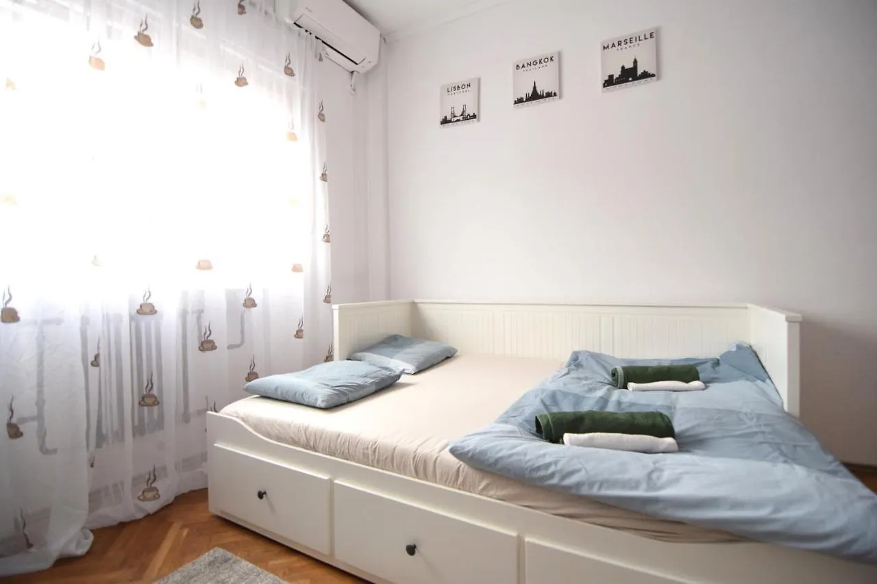 Apartment Resedinta Kogalniceanu Bucharest Romania